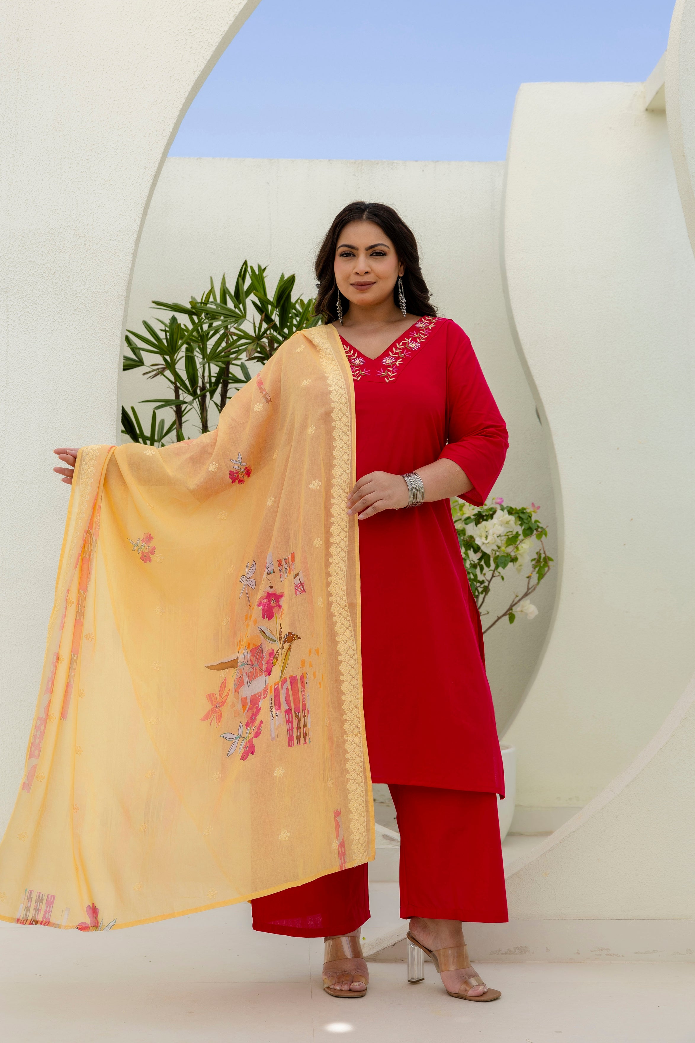 Elegant Plus Size Floral Kurta Set