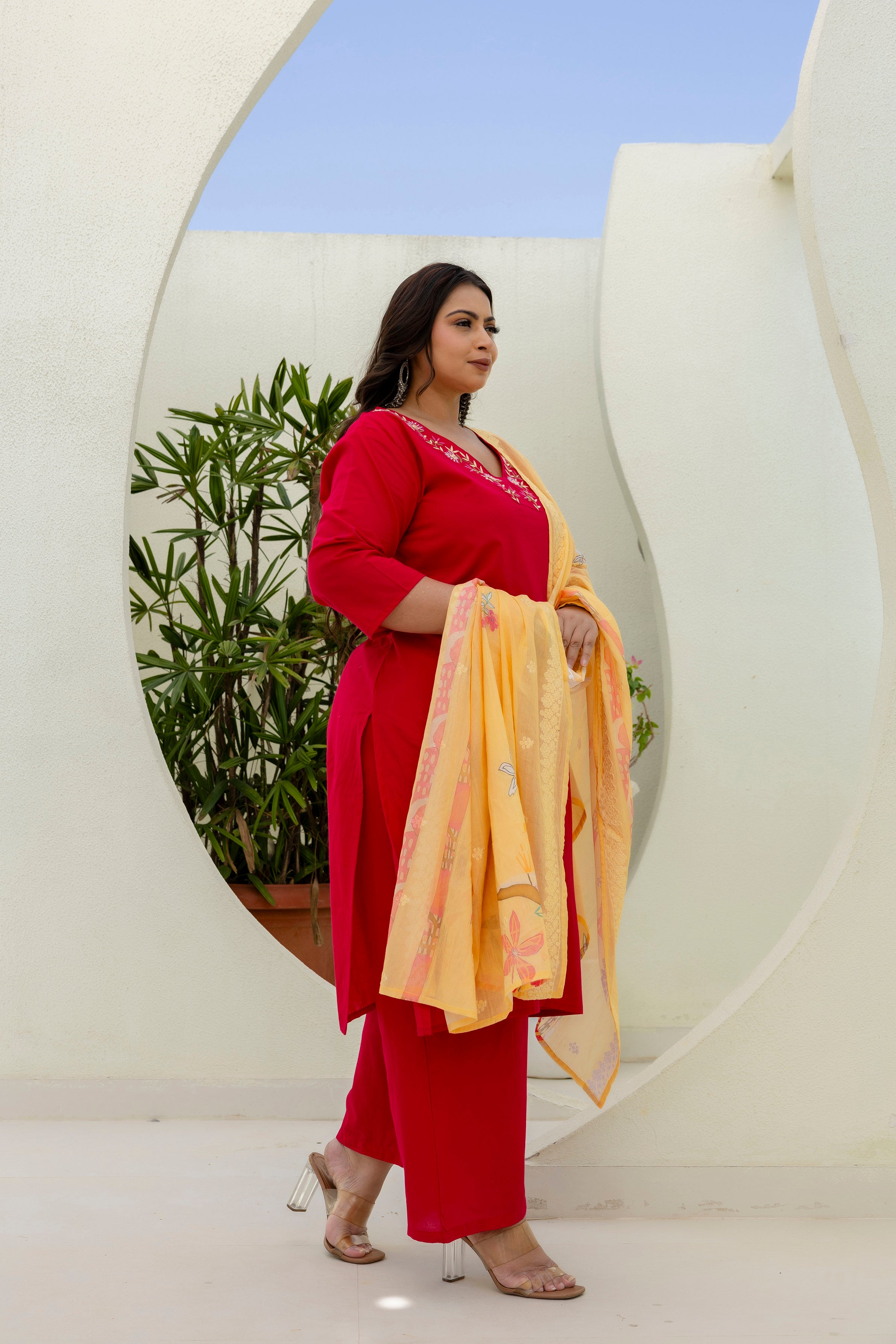 Elegant Plus Size Floral Kurta Set