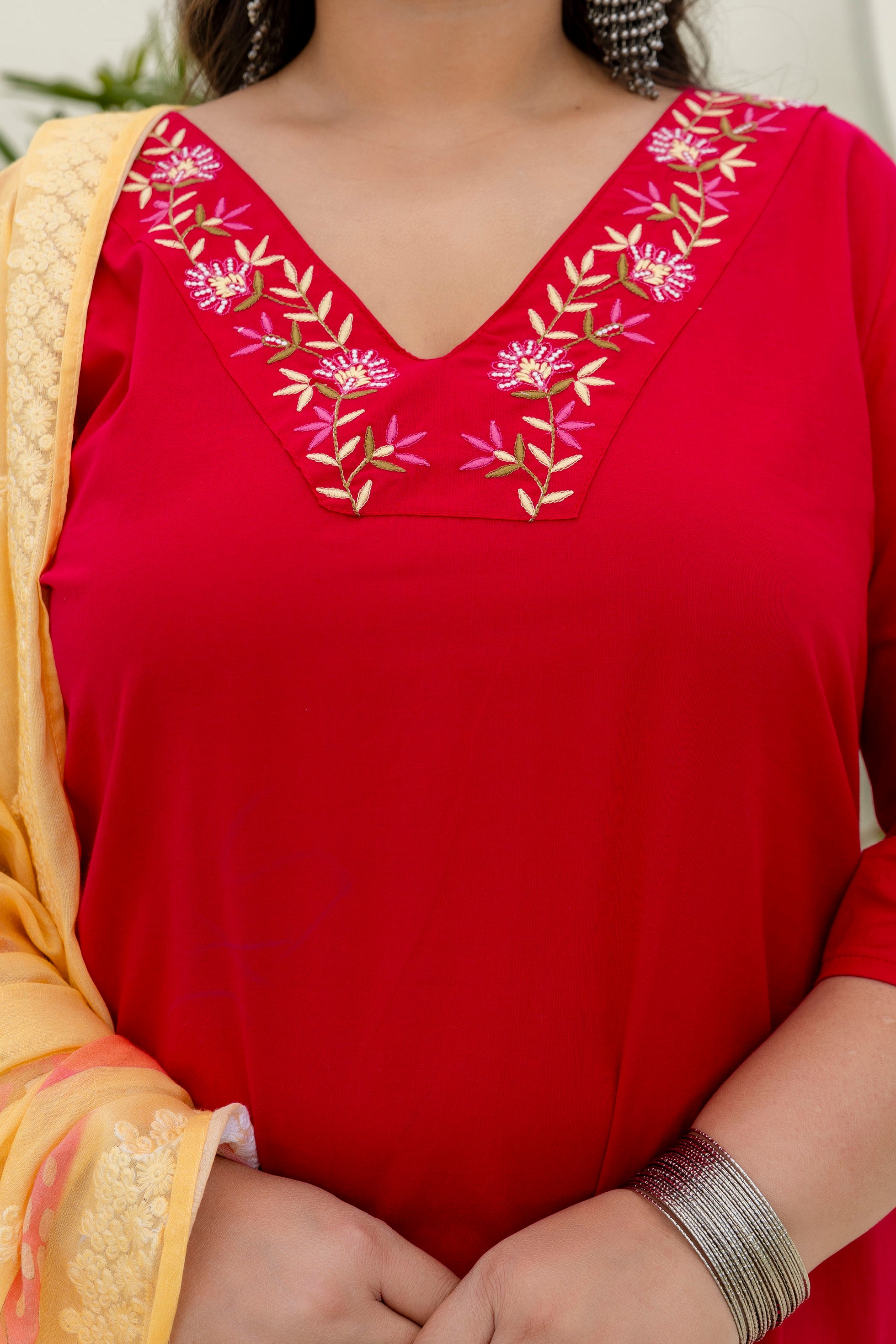 Elegant Plus Size Floral Kurta Set