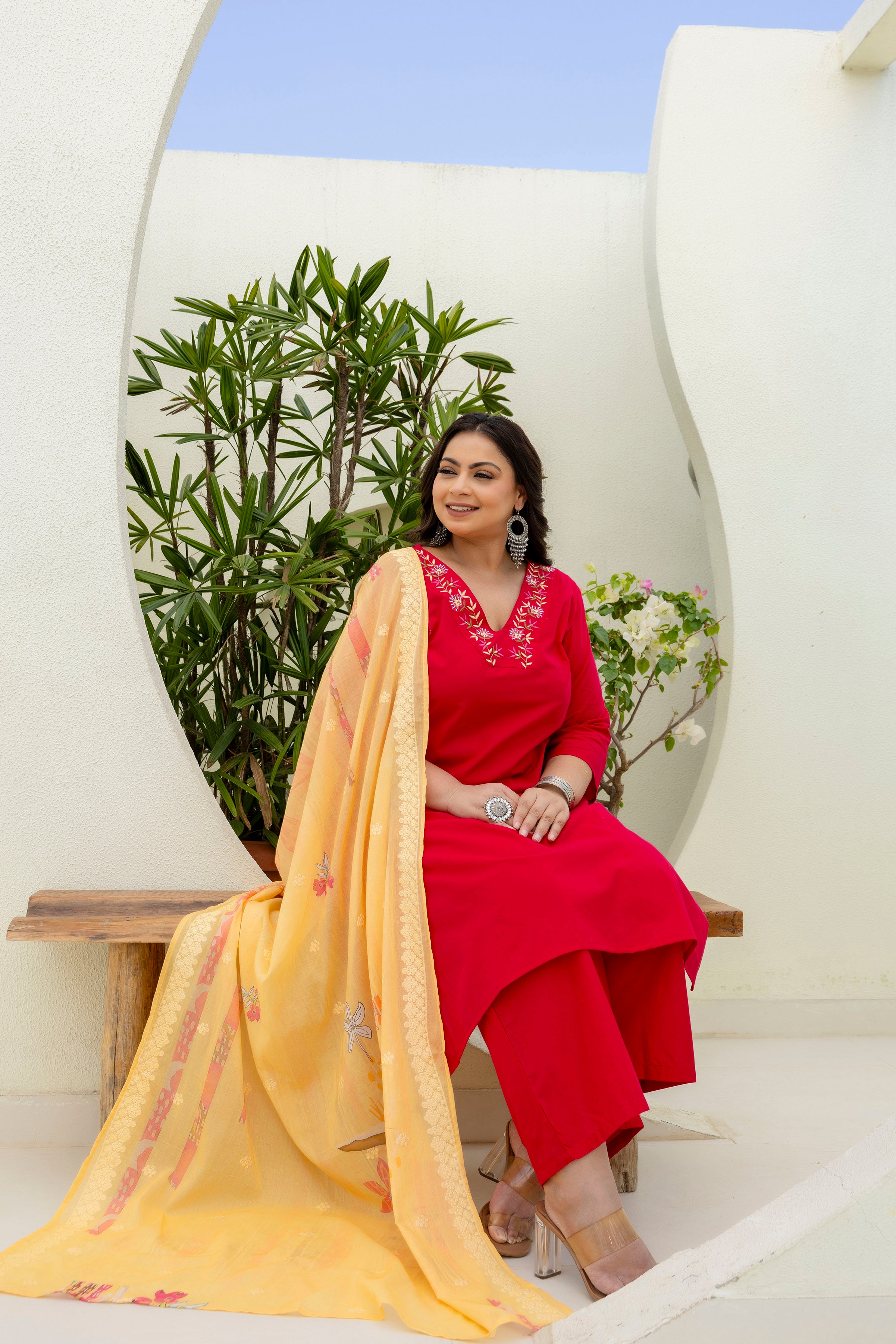Elegant Plus Size Floral Kurta Set