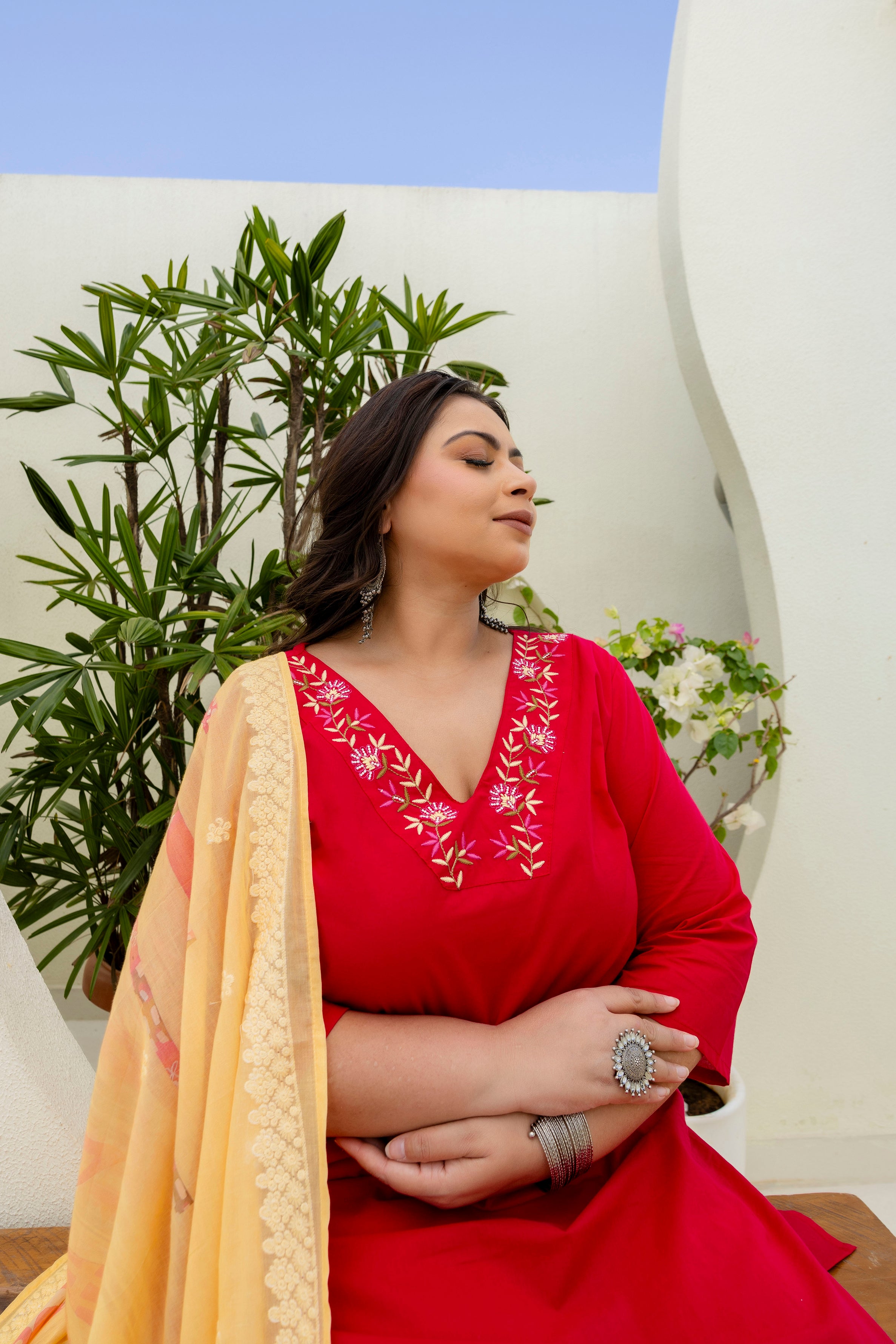 Elegant Plus Size Floral Kurta Set