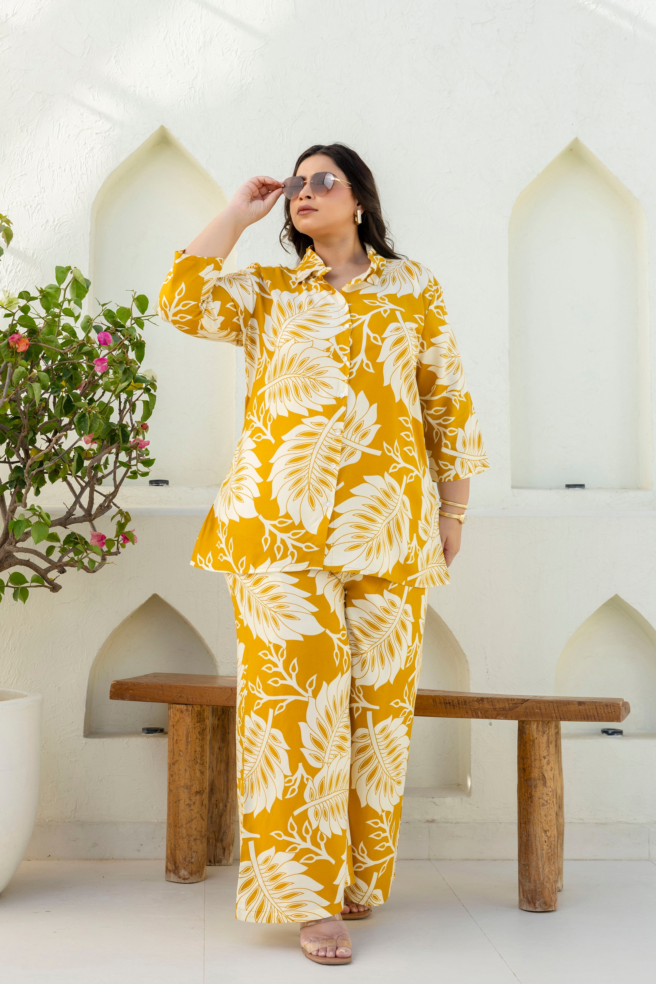 Mustard Tropics Statement Set