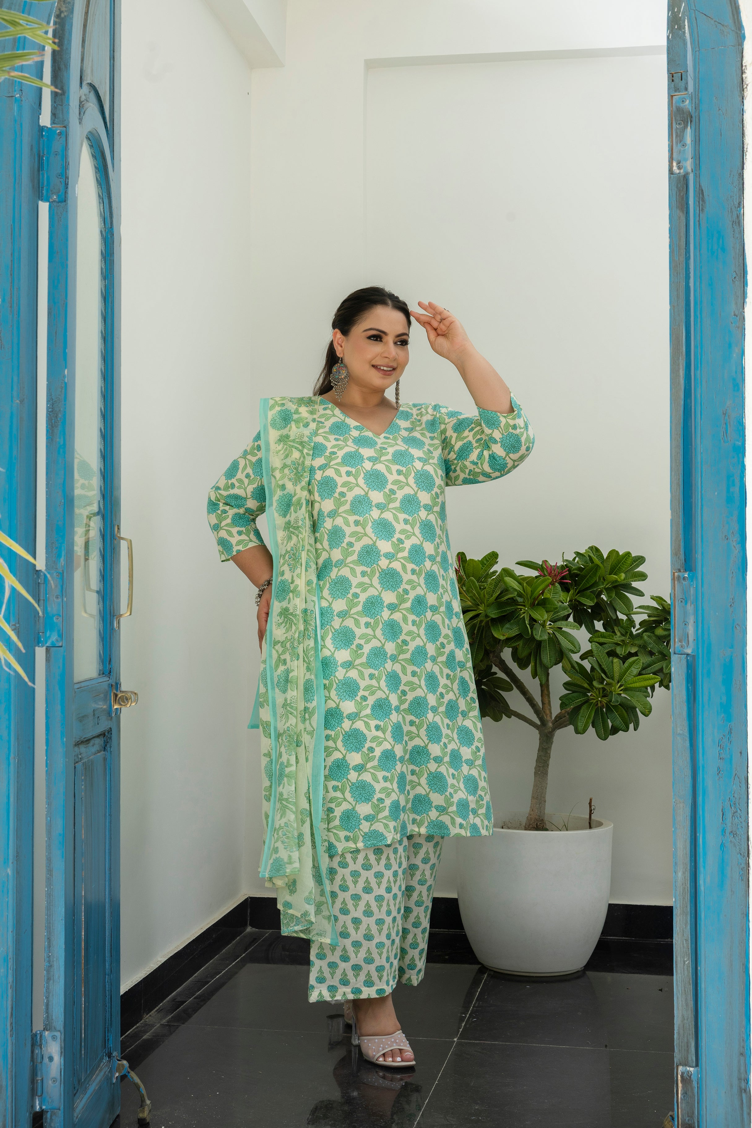 Off White Base With Turkish Print Kurta Set with Dupatta