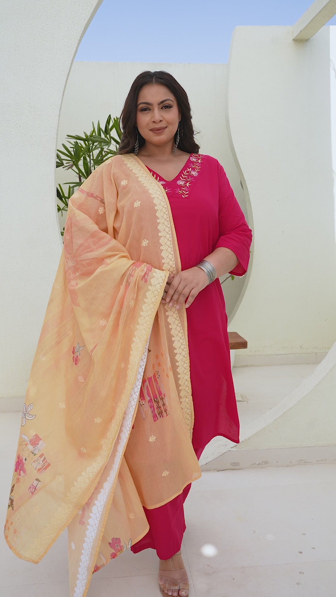 Elegant Plus Size Floral Kurta Set